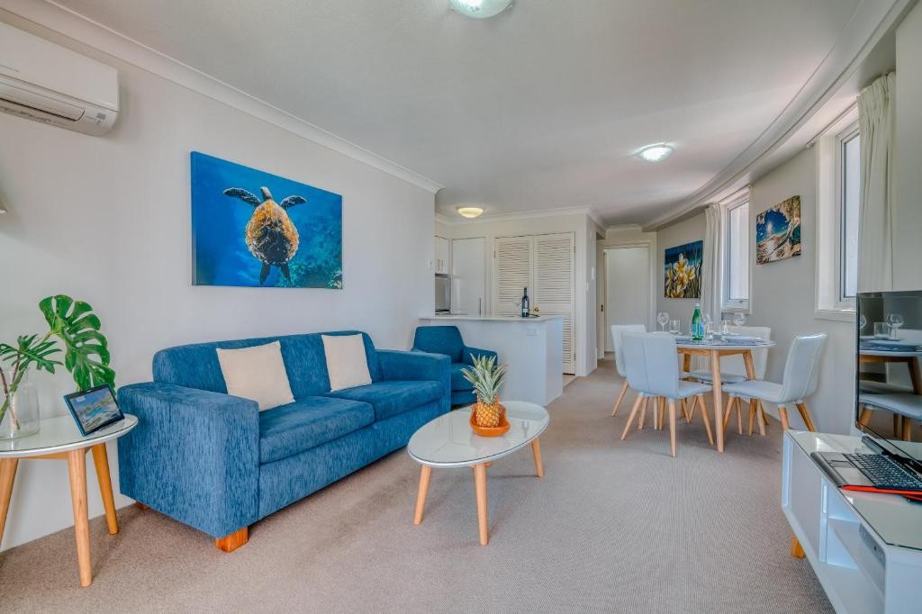 2 Bedroom