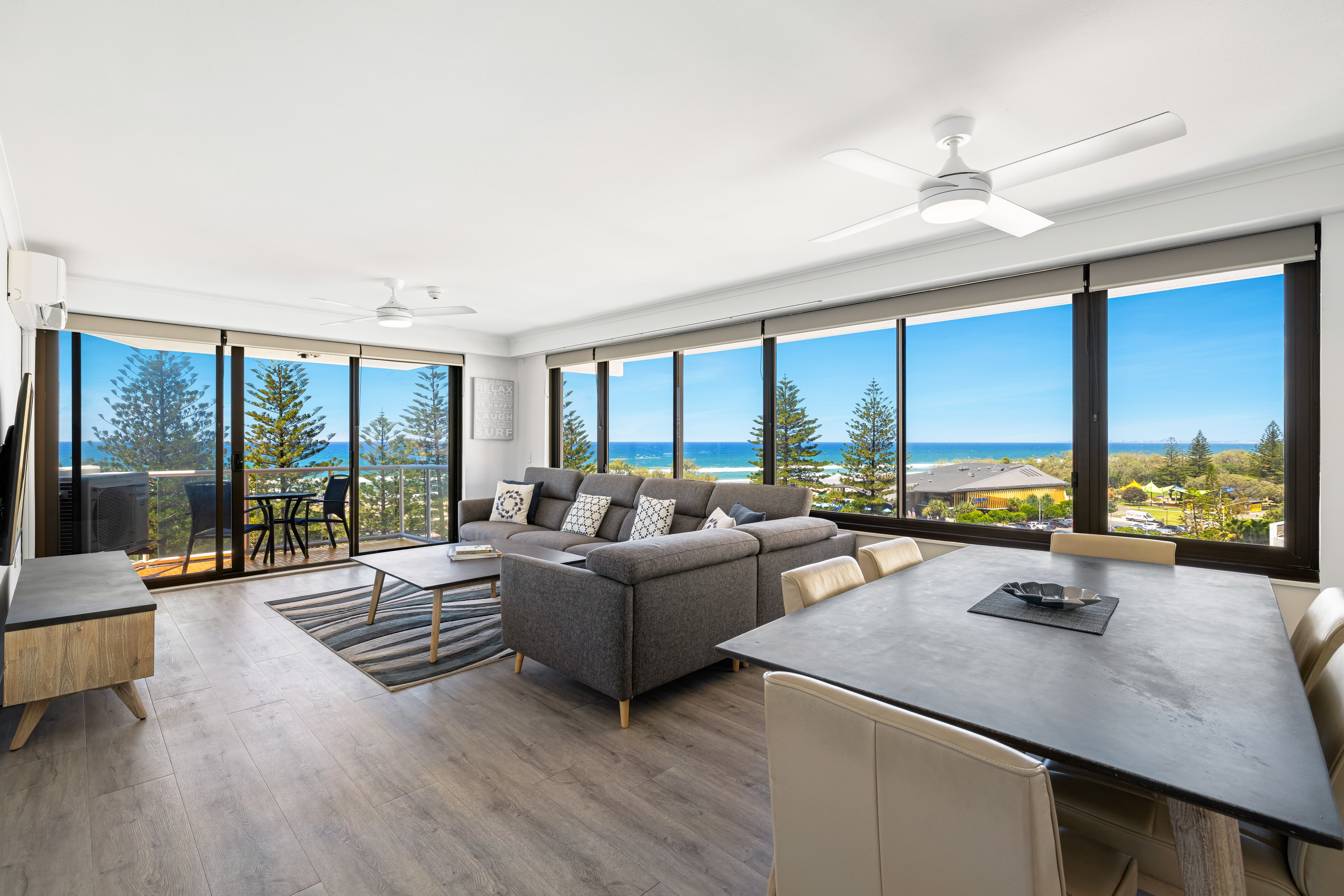 2 Bedroom Apartment with Ocean View – Floors 6-10